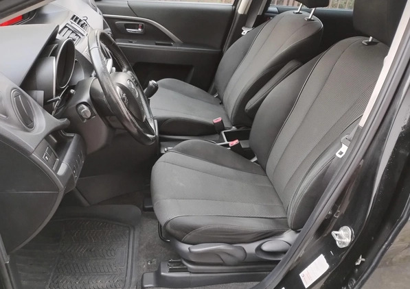 Mazda 5 cena 16950 przebieg: 177264, rok produkcji 2014 z Trzcianka małe 92